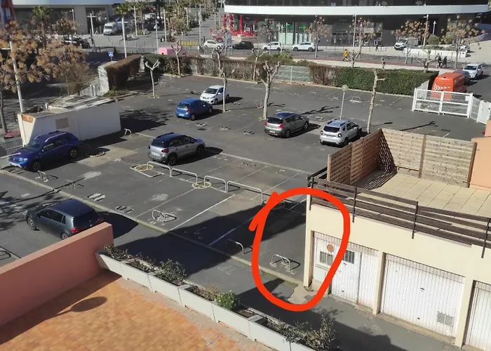 شقة Richelieu Port Position Cosy 2 Adultes Piscine Place De Parking Privative Vue Mont Saint Martin آجد